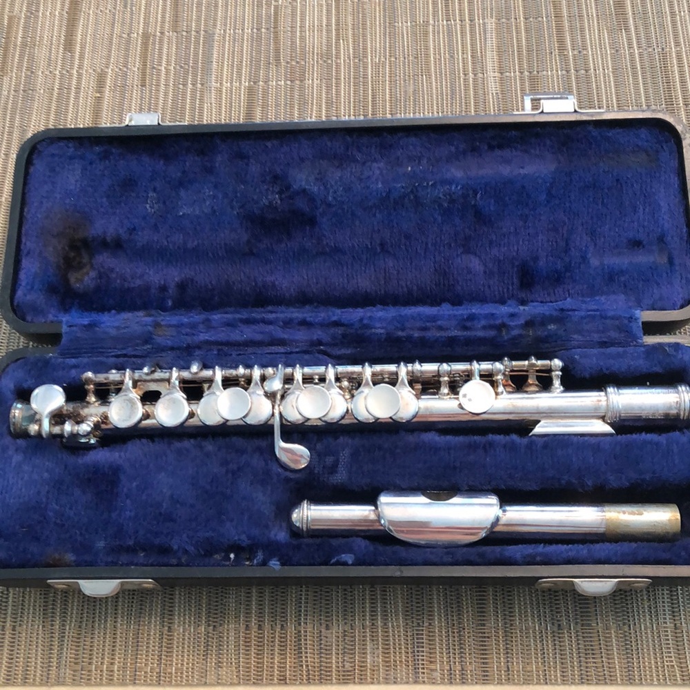 Armstrong Piccolo Smallest member of Flute family